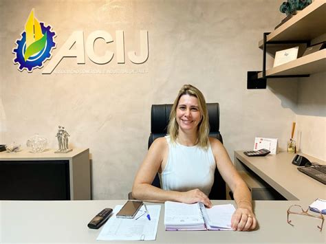 Elaine Borges Bernardes Presidente Da Acij Divulga Mensagem Ao Dia