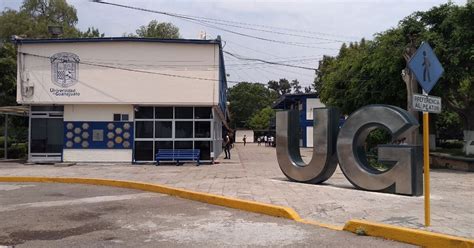 Plaga Invencible Otra Vez Detectan Chinches En Preparatoria De La UG