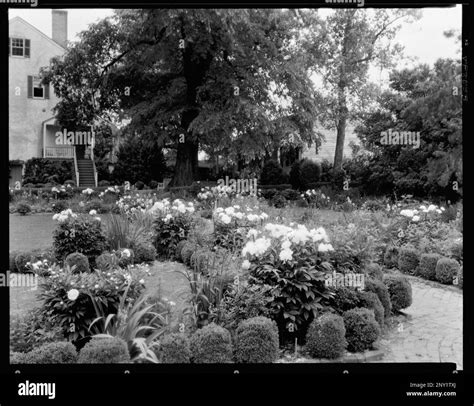 Reveille House, 4200 Cary Street, Richmond, Henrico County, Virginia. Carnegie Survey of the ...