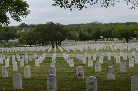 Fort Sam Houston National Cemetery | Texas Time Travel