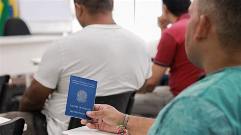 Cear Tem O Maior Sal Rio M Dio Do Nordeste E Gera Mais De Mil