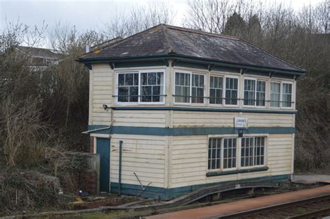 Liskeard Viaduct Signalbox N Chadwick Cc By Sa 2 0 Geograph