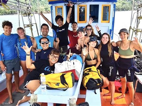 Padi Discover Scuba Diving In Koh Tao With Padi Dive Center Explore