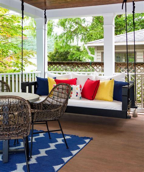 Slippery deck solutions: 5 expert ways to prevent slips | Homes and Gardens