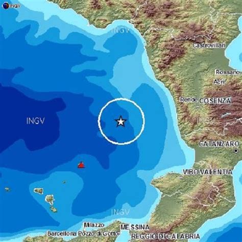 Terremoto Magnitudo Al Largo Della Calabria