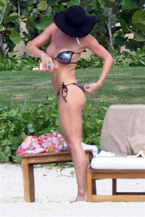 Jaime Pressly Bikini Candids In Mexico Mq Gotceleb Hot Sex Picture