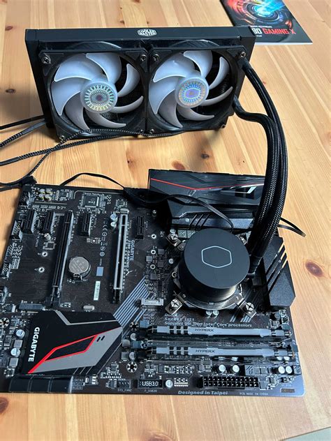 I9 9900K Gigabyte Z390 32GB RAM DDR4 CoolerMaster Liquid Cooling