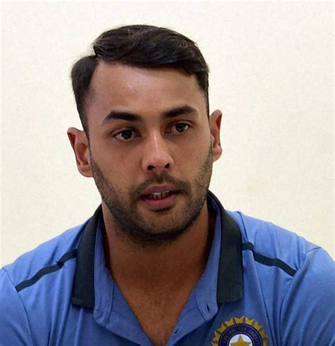 India And Karnataka All Rounder Stuart Binny Retires From Cricket