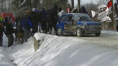 Racing car crashes into ditch but fans dig it out