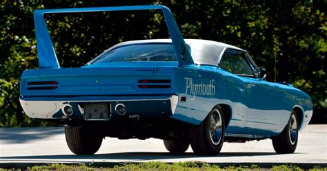 10 Classic Muscle Cars That Are Too Expensive To Restore