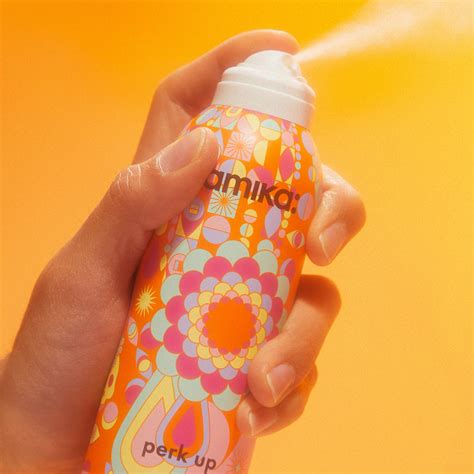 perk up: dry shampoo | amika pro