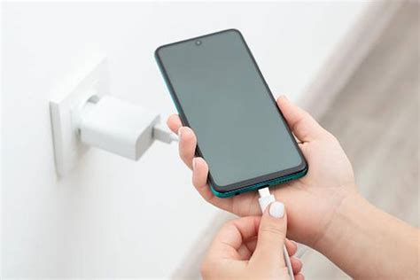 Pode Mexer No Celular Quando Está Trovejando E Relampejando - Pode mexer no celular quando está trovejando? | Seguranca