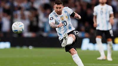 Fifa World Cup Argentina Fans In Qatar Give Lionel Messi Noisy