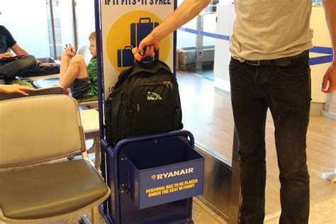 So Streng Ist Ryanair Beim Handgep Ck