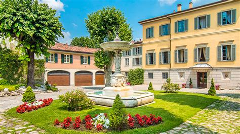 Inside George Clooneys Lavish Villa At Lake Como