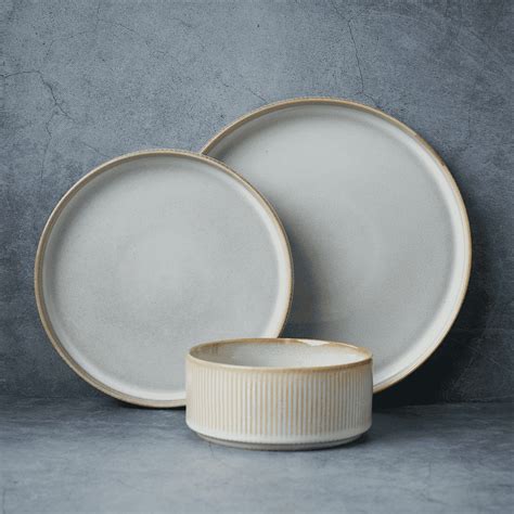 Famiware Stoneware Dinnerware Sets, 12 Piece Dish Set, Cappuccino White ...