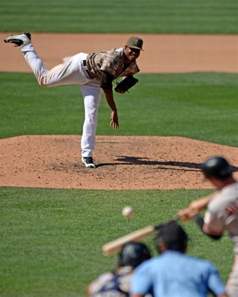 Padres Edwin Jackson Nearly Throws No-Hitter in Victory