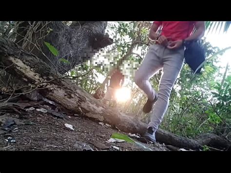 J ai mangé la cuisine de l ami de dans le parc en secret XVIDEOS