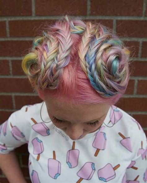 Bunte Haare Was müssen Sie darüber wissen Geflochtene haare Bunte