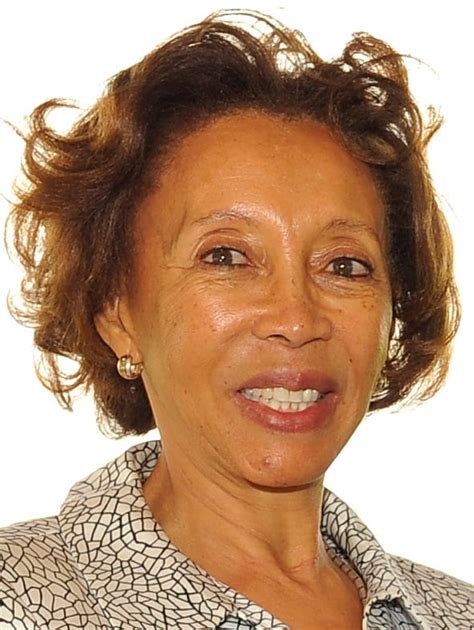 She’s practically royal: SA’s (only) first lady Dr Tshepo Motsepe ...