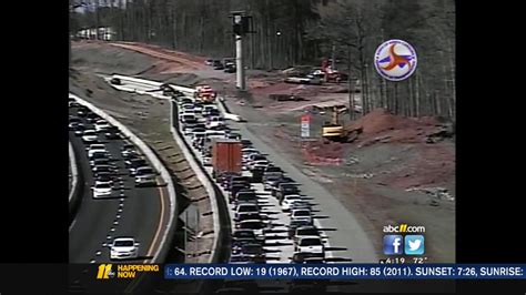 Crash On Durham Freeway Causes Major Backups Abc11 Raleigh Durham