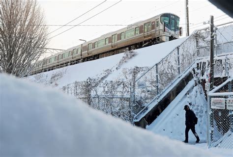 Jr西日本 長時間の車内閉じ込め「監禁罪じゃないか 」 辛坊治郎が痛烈に非難 2023年1月28日 エキサイトニュース