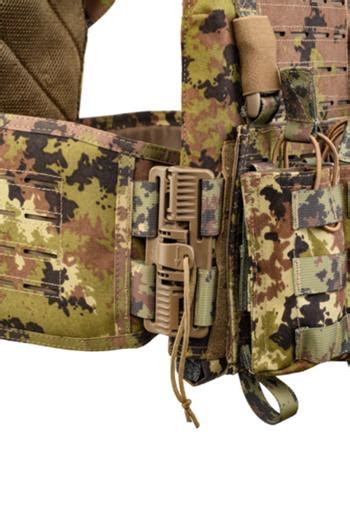 Defcon 5 Storm Plate Carrier With Quick Release System Triple Mag Pouch D5 Bav23 Tactical