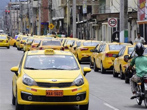 Taxistas serán compensados por eliminación de subsidio a combustibles