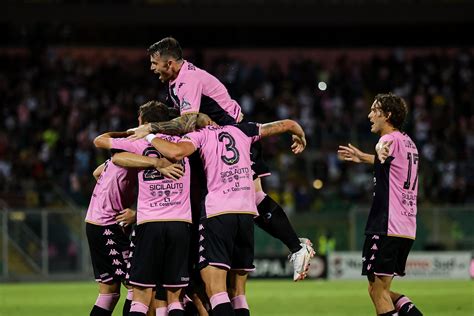 Palermo Bari Le Formazioni Ufficiali Palermo F C