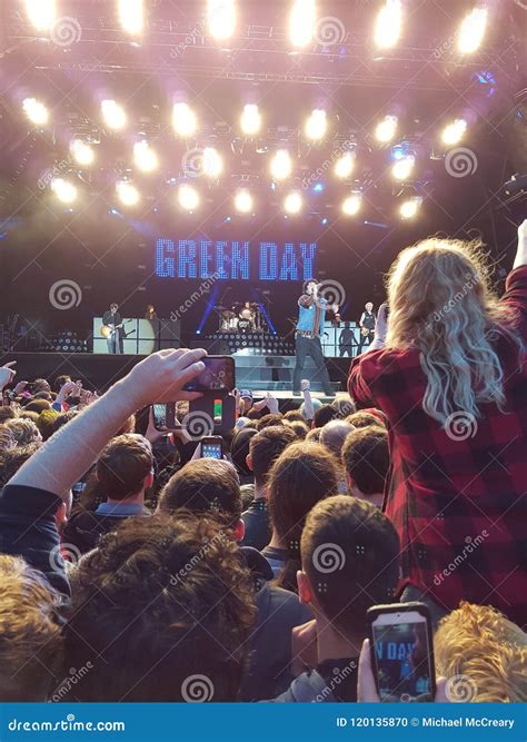 Extra dates will be added for Green Day concert tickets 1