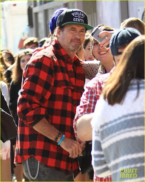 Gilmore Girls Scott Patterson Aka Luke Surprises Fans At Luke S