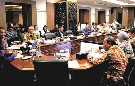 KPPIP Laporkan Perkembangan Proyek Strategis Nasional KPPIP