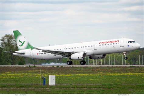 Bbn Airlines Airbus A Tc Gpa Berlin Spotter De