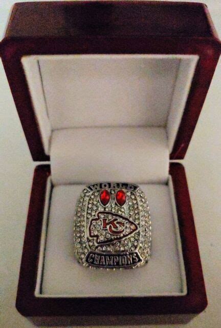 Patrick Mahomes - 2019 Kansas City Chiefs Super Bowl Silver Color Ring ...