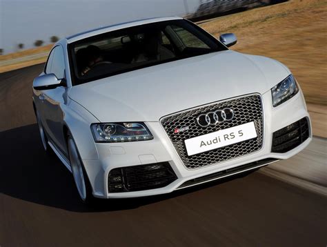 Audi RS5 Coupe Photos and Specs. Photo: Audi RS5 Coupe Specifications ...