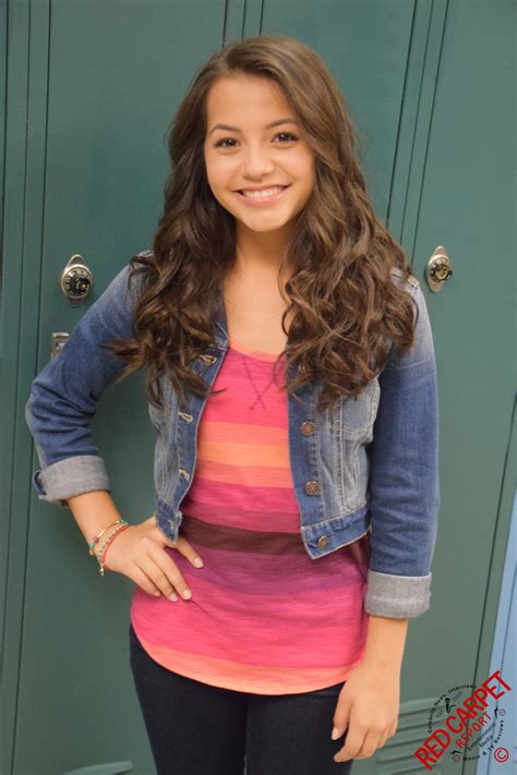 Sem Título • Isabela Moner On Set Of Nickelodeons “100 Things