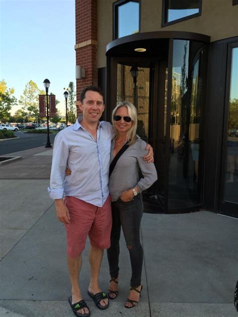 Hot Sexy Lisa Donovan Bikini Pics