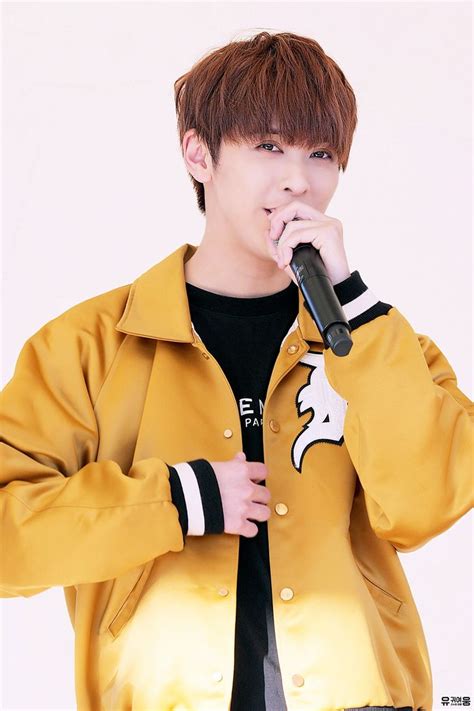 Taewoong Snuper Kpop Boyband Jackets Windbreaker Rain