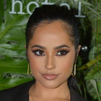 Becky Gomez Babe Page Watch This Musician On Freeones