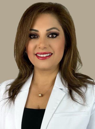 Susan Nasab Md