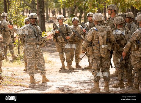 Female military boot camp usa hi-res stock photography and images - Alamy