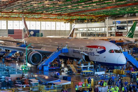 Step Inside Boeings South Carolina Dreamliner Factory Travelzuma