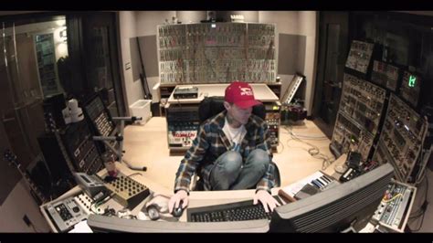 Deadmau5 Streaming From The Studio 372014 Youtube