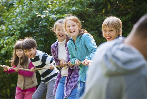 3 idées de jeux en extérieur pour les enfants Pratique fr