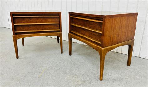 Mid Century Modern Lane Rhythm Walnut Nightstands Set Of 2 For Sale