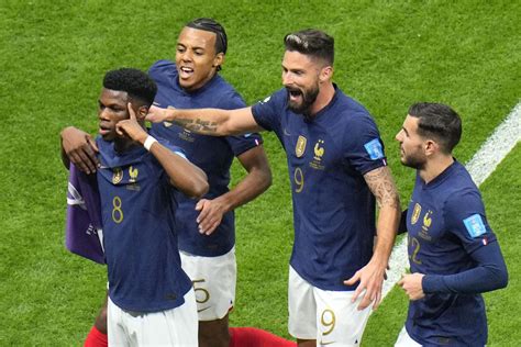 Mundial Qatar Aur Lien Tchouameni Hizo Un Golazo Y Lo Festej