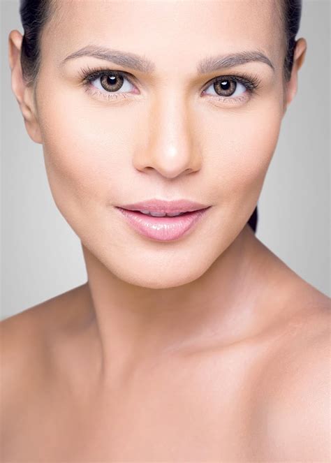 Iza Calzado Imdb