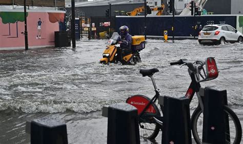 London Floods Flash Flooding Causes Geyser Like Eruption Amid