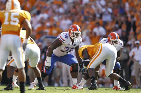 Former Florida Gators OL Marcus Gilbert retires from NFL