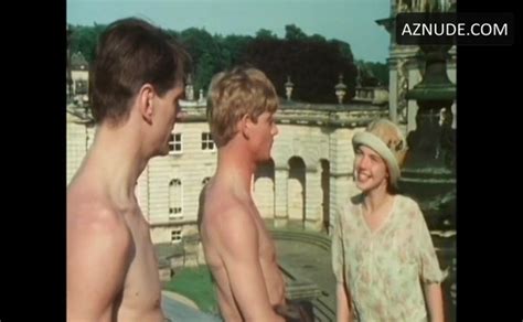 Anthony Andrews Jeremy Irons Butt Shirtless Scene In Brideshead Revisited Aznude Men